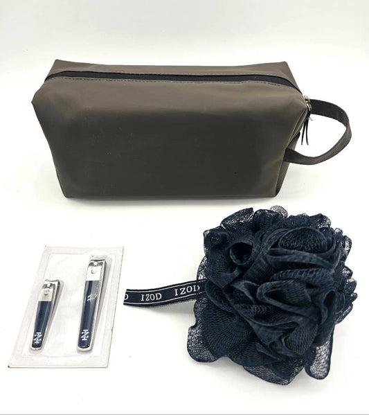 IZOD | 4Pcs Manicure & Mesh Bath Sponge Travel Set